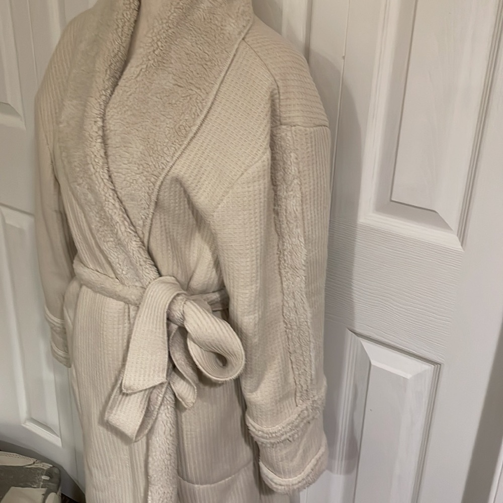 Splendid  NWOT Thermal Robe - Picture 6 of 16